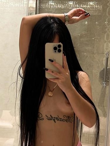 Russian Escort Girl In Dwarka